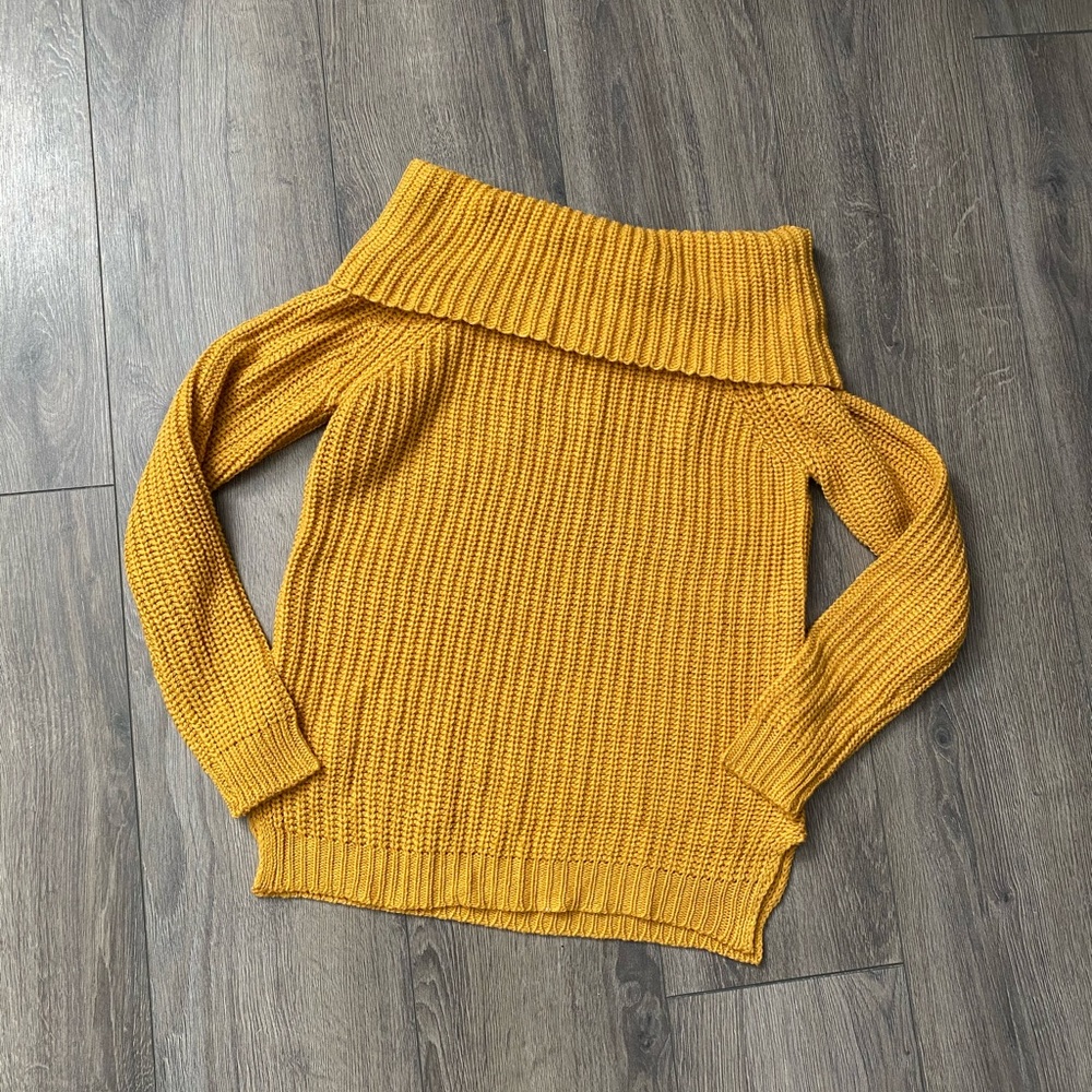 Crewneck pullover jacket tops 3 top sweater bundle - Picture 6 of 7